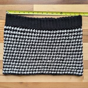 Crochet velvet houndstooth mini skirt